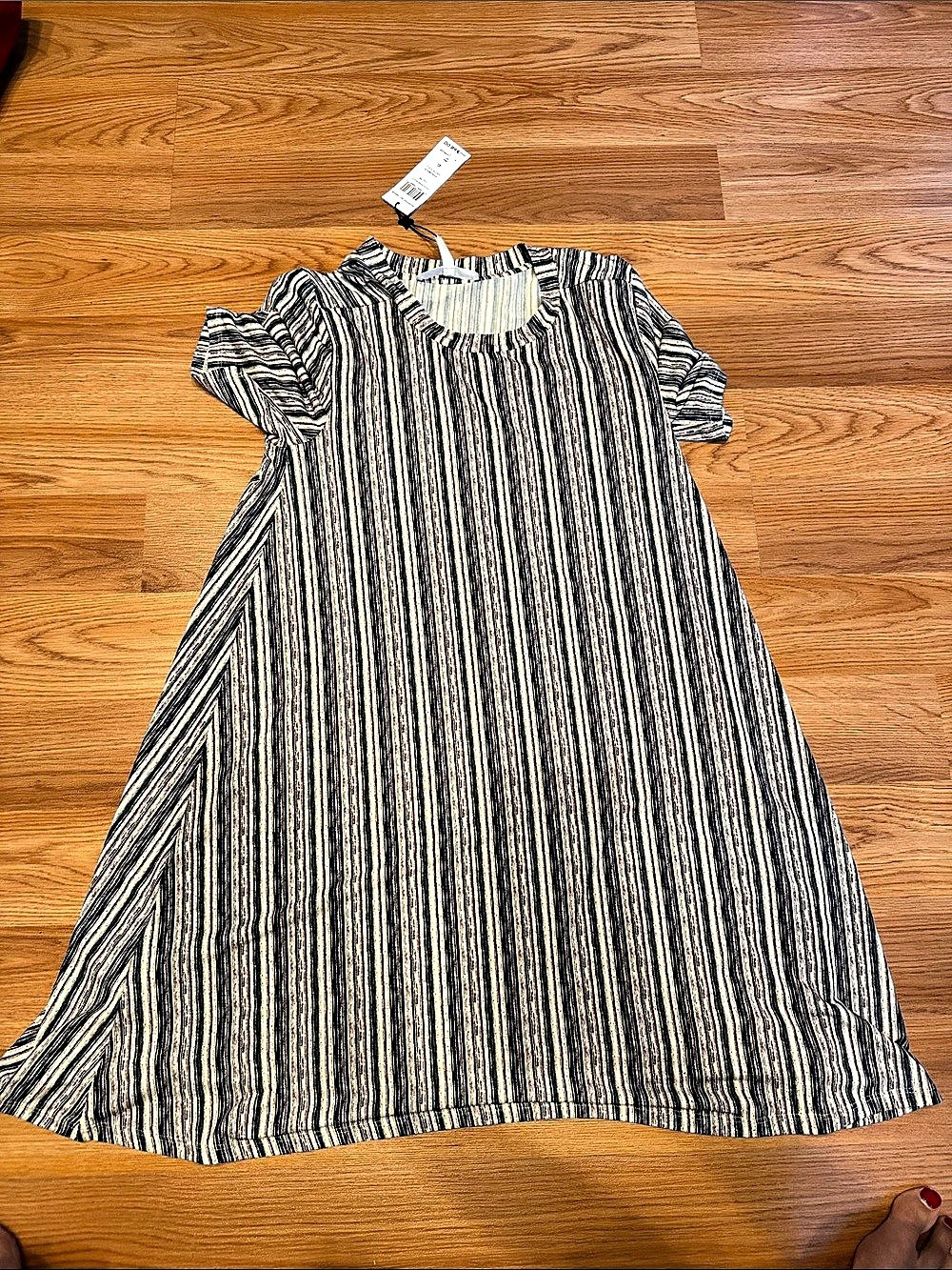 BCBGeneration Striped Mini Dress in Black & White Size Medium NWT